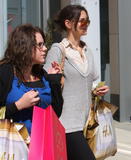 th_01971_Preppie_KatieHolmesshoppingwithIsabellaatHandMstoreinWestHollywood_March820104_122_106lo.jpg
