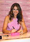 th_22115_elizabeth_hurley_photocall_tikipeter_celebritycity_049_123_132lo.jpg