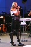 Leona Lewis (Леона Льюис) Th_48373_Celebutopia-Leona_Lewis_performs_live_for_BBC_Radio_2-10_122_134lo