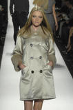 th_19579__Michael_Kors_F_W_07_NY_Fashion_Show_CCBN171_122_193lo.jpg