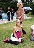 Paris Hilton - Страница 3 Th_90094_celebrity-paradise.com-The_Elder-The_Hilton38s_2009-11-14_-_Starlight_Foundation_4377_122_335lo