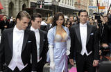 http://img44.imagevenue.com/loc145/th_50541_AdrianaLima_vs_bombshell_fantasy_bra_launch_300_122_145lo.jpg